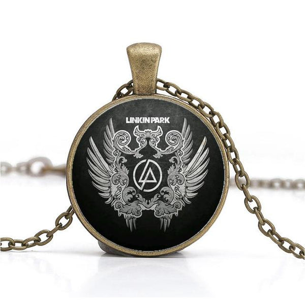 Never forget Pendant