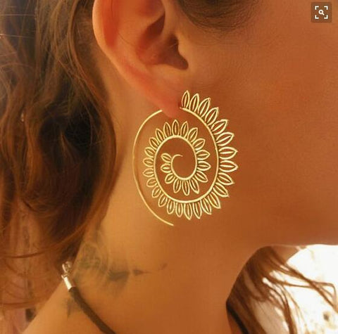 The Infinity Whirl Earring